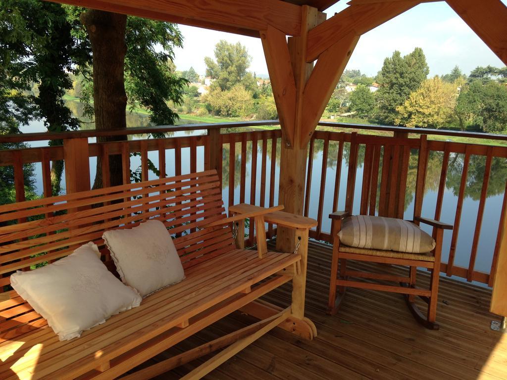 Along The River Bergerac Room photo